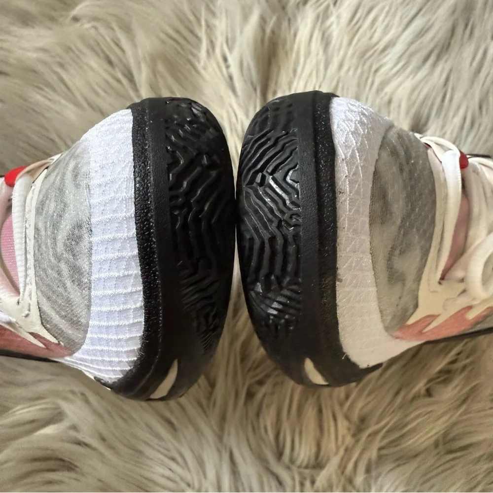 NIKE Kyrie 8 Kids Shoes in White University Red-Black Size 5Y
